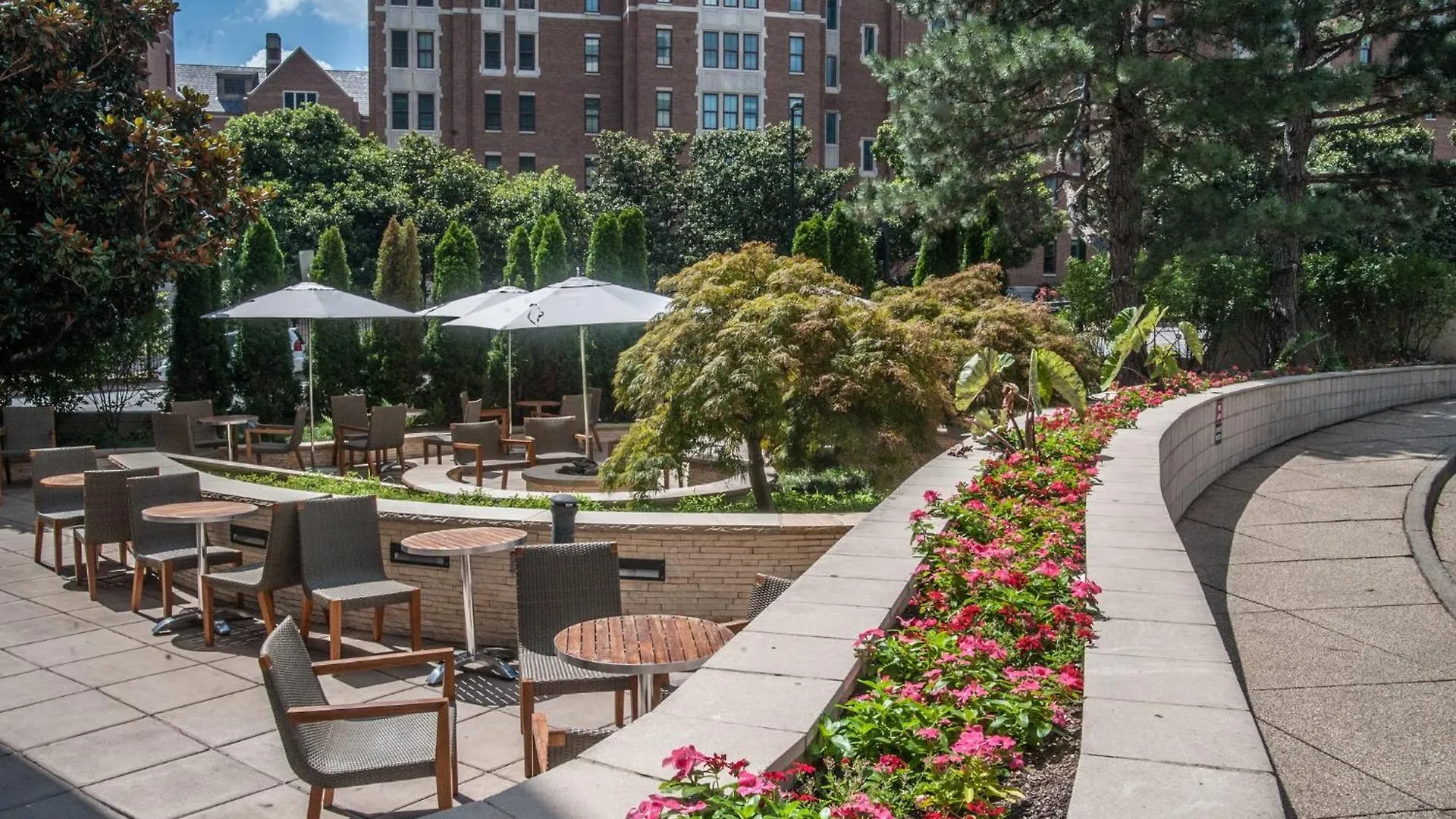 Loews Nashville Hotel At Vanderbilt Plaza